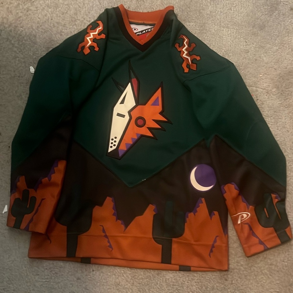 🏒🌵 Vintage Arizona Coyotes Pro Player jersey youth size S/M